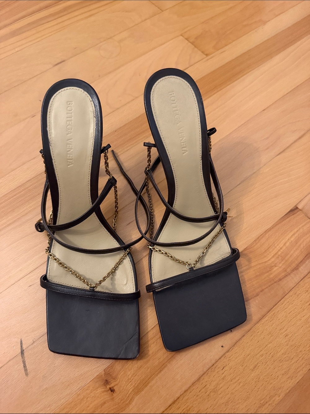 Bottega Veneta chain strapph heels